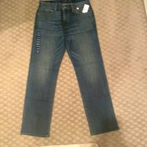 Lucky Brand 221 Original Straight fit jeans